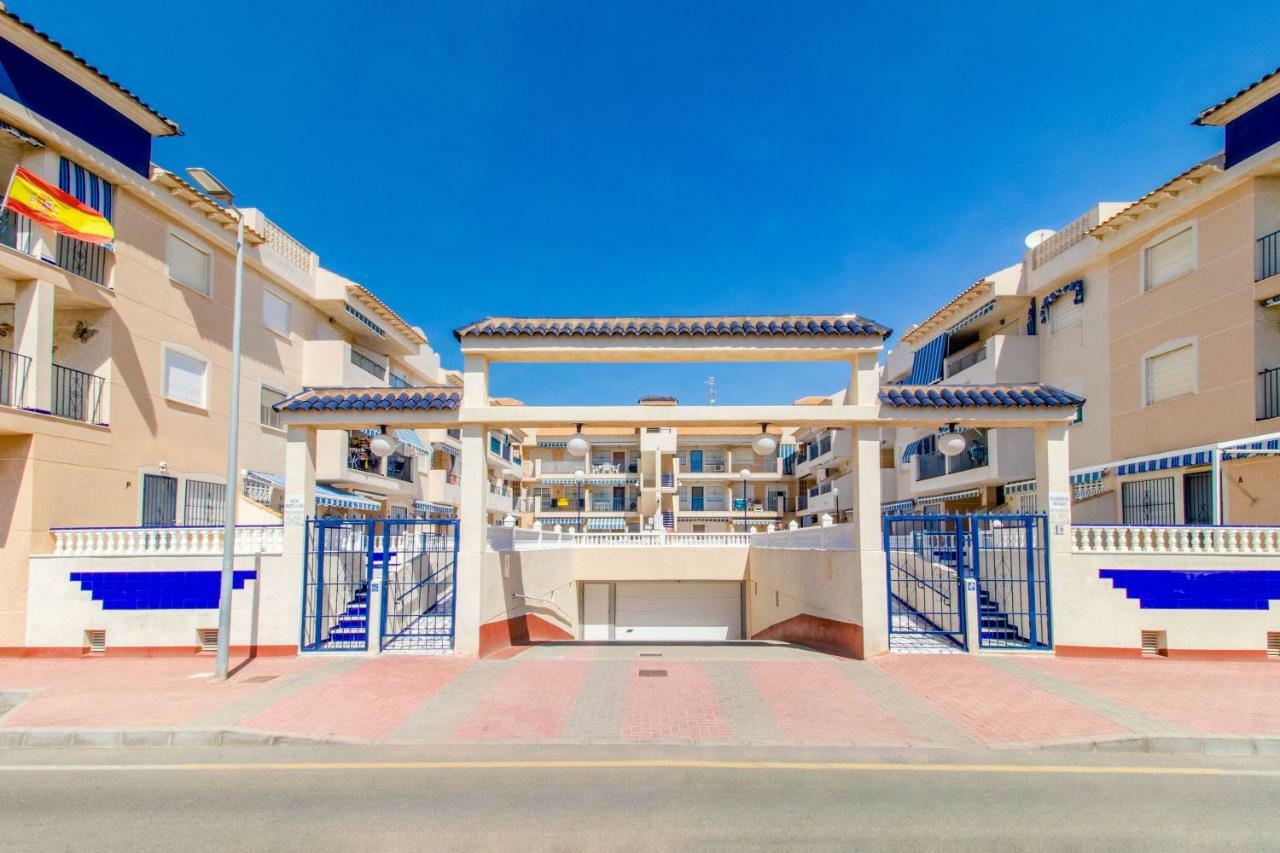 Apartament Sofia Torrevieja Esterno foto